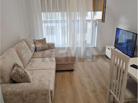 Apartament - Për Qira - Rruga Ali Demi, Tiranë