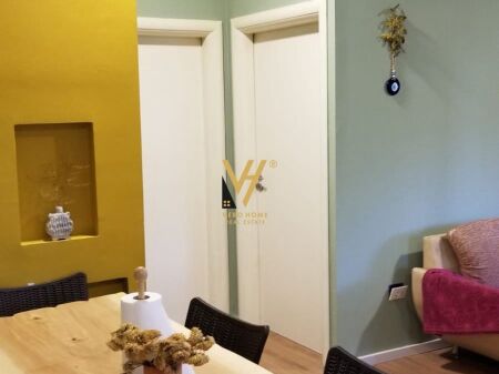 JEPET SHTEPI PRIVATE 2+1 ME QIRA NE PICALLE 500 EURO