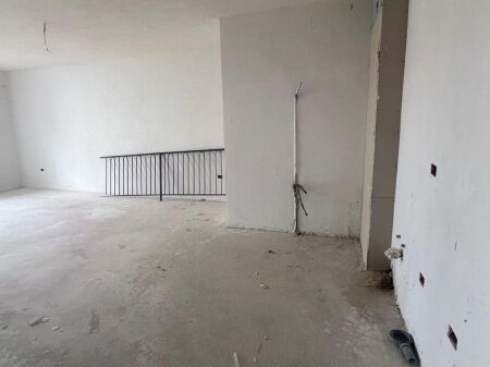 📌  OKAZION, Shitet apartament 1+1 – Porcelan