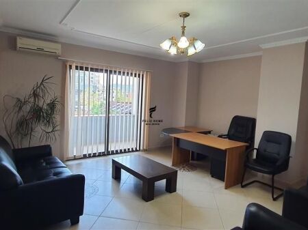 ZYRE ME QERA 160 M2 RRUGA E KAVAJES 130.000 LEKE FH-74091