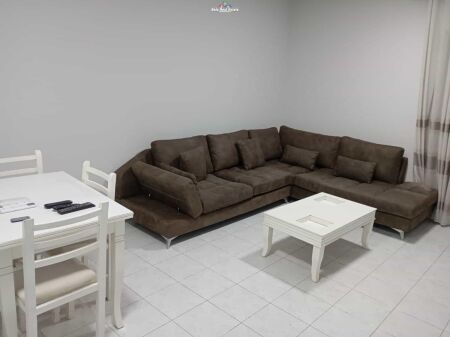 Apartament Me Qera 2+1 Tek Komuna E Parisit ( ID B2201904) Tirane