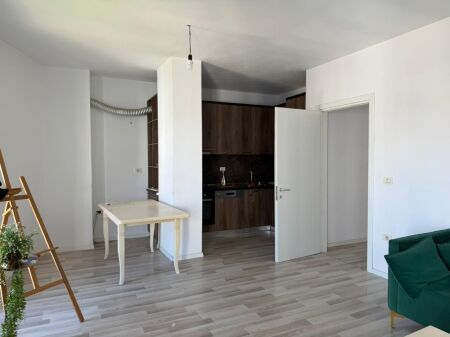 🏡 Shitet Apartament 3+1 – Ali Dem (“Darling”)