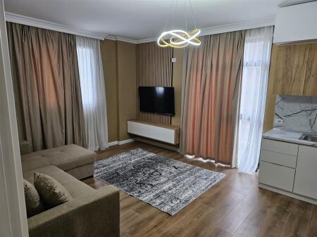 Qera | Apartament 2 + 1 | Spitali Amerikan 2 | 550 €/muaj