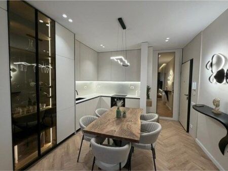 SUPER APARTAMENT 2+1 PER SHITJE TEK TIRANA GARDEN BUILDING!