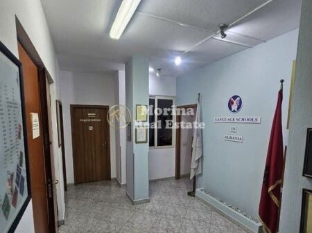 Qera | Ambjent Biznesi | Rruga Bardhyl | 1000 €/muaj