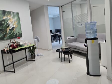 Office for rent at Kavaja Street