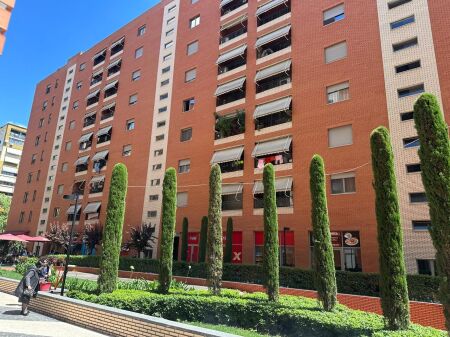 Apartament - Për Qira 2+1+PARKIM - Kompleksi DELIJORGJI
