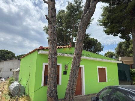 HOUSE FOR SALE IN OLD BEACH, VLORE
