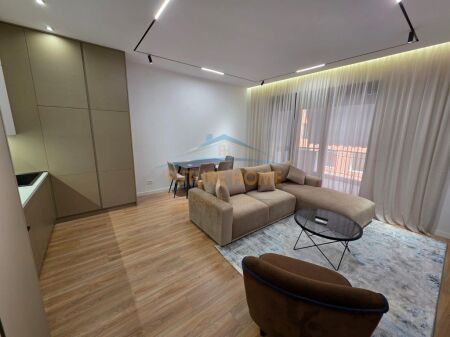Qera, Apartament 1+1 Kompleksi Delijorgj