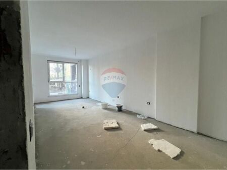Apartament 1+1 ne shitje Rruga Kavajes