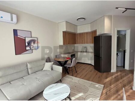 Jepet me qira Apartament 1+1 i mobiluar,Liqeni i Thatë
