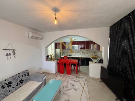 PRIVATE HOUSE FOR RENT FLOOR 1