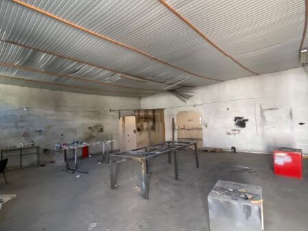 WAREHOUSE FOR RENT 200M2 MISTO MAME