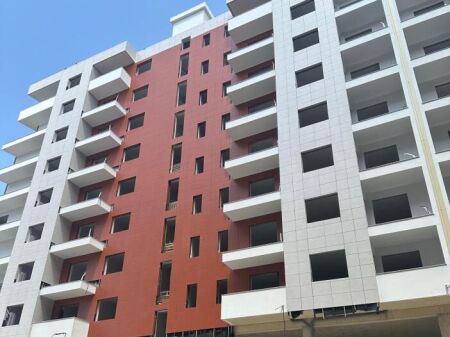 Shitet, Apartament 3+1+2, Paskuqan, Tiranë.