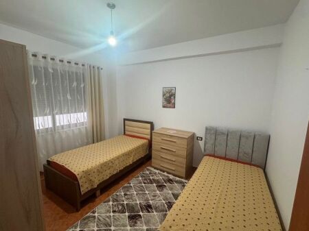 Shitet, Apartament 2+1, Yzberisht, Tiranë.
