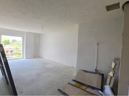 Shitet, Apartament 1+1 te Kompleksi Kinoblock ne Porcelan! 110,000 €