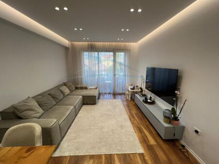 Affitto Appartamento 2+1+2 , Residenza OLYMPIC , Comune di Parigi , Tirana