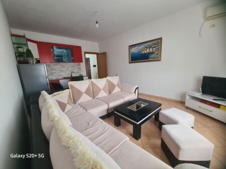 Apartment for rent 1+1 astir