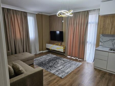 APARTAMENT ME QIRA 2+1 SPITALI AMERIKAN 2 55.000 LEKE