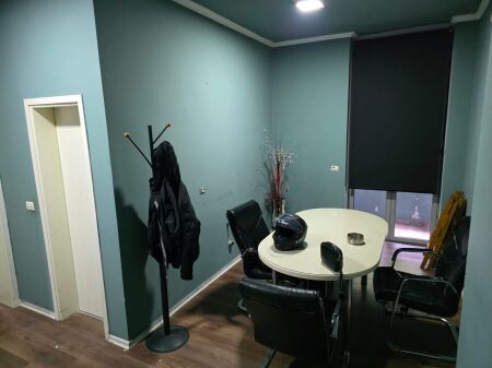 OFFICE FOR RENT 75M2 BLLOK