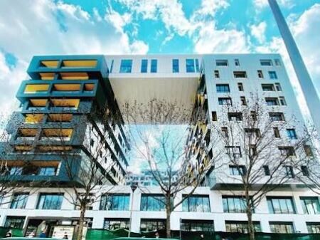 Shop for rent Square 21