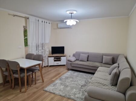 Apartameent 1+1 for rent Stadiumi Dinamo !
