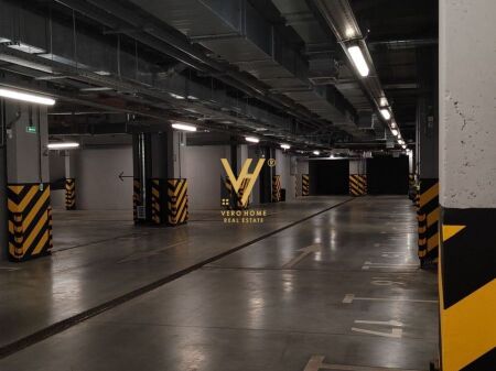 PARKING SPACE 25 M2 FOR RENT AT LAKE VIEW 150 EURO