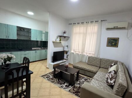 Apartament me qera 1+1 - 📍Sheshi Willson,Tirane