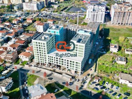 Tek Splendor Residence, Shitet Apartament 2+1+2, Me Planimetri Te Rregullt, Ne Faze Perfundimtare !!!