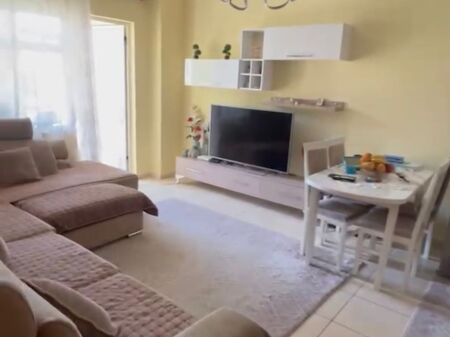 For rent 1+1 ASTIR TE WELLI 40,000 leke