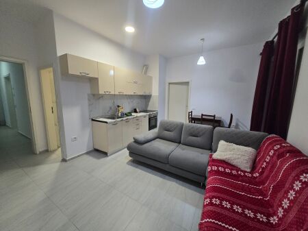 Apartament 1+1 i mobiluar Kompleksi Mangalem 21 Ali Demi