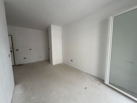 Disponojme për shitje nje apartament 1+1 📍Univers City Cmimi 80 mije euro