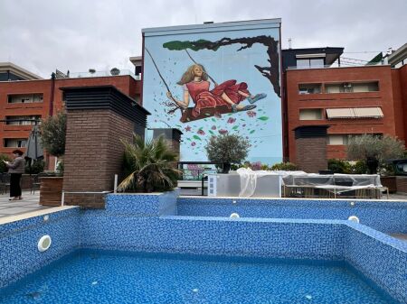 Rooftop for rent at Golden Park