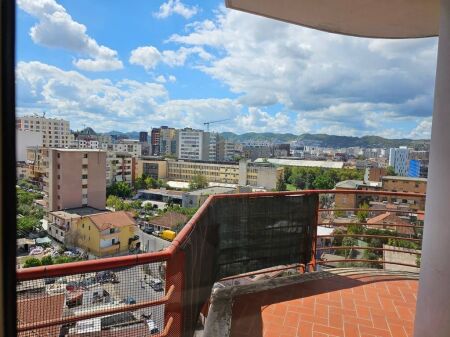 Affitto, Appartamento 2+1+2 Don Bosko, Tirana. 650 €