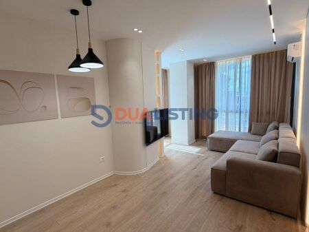 Shitet Apartament Modern 2+1 , 21 Dhjetori