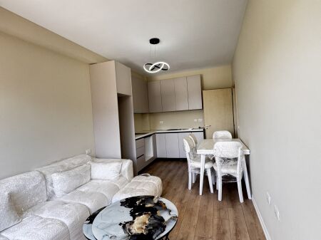 SHITET APARTAMENT 2+1 kompleksi molla