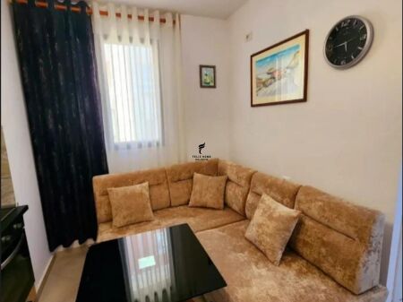 APPARTAMENTO IN AFFITTO 1+1 VIA DIBRA 40.000 LEKE FH-74400