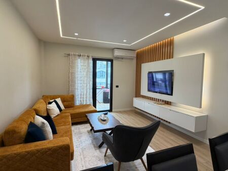 🏡 Shitet Apartament 1+1 në Fresk