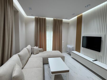 Apartament me qera 2+1+2 Golden park