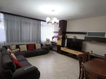 APARTMENT FOR RENT 2+1+2 CENTER 100,000 LEKE FH-74378