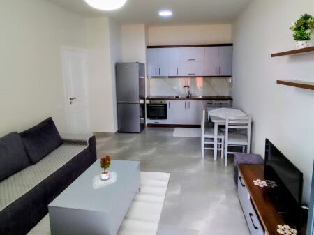 🏢Kongresi Manastirit Street, Asl Complex, a furnished 1+1 apartment is for rent 500Euro (Gross)   
