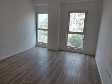 Shitet Apartament 1+1,Kompleksi Aura,Laprak