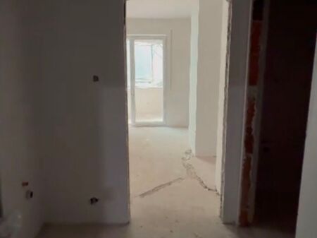 Shitet APARTAMENT 1+1 LIQENI I THATE
