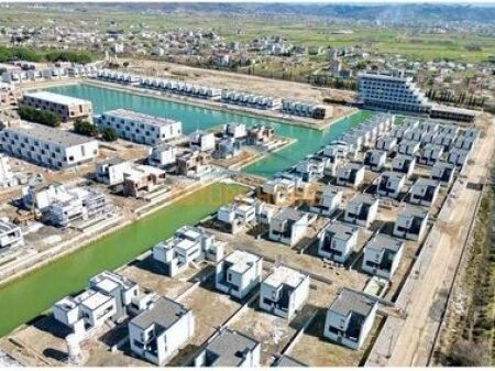 Shitet, Vilë, Turquoise Marina, Hamallaj, Durrës.
