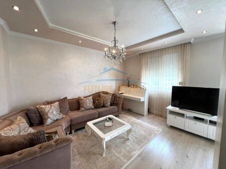 Affitto, Appartamento 2+1+2, Blloku, Tirane