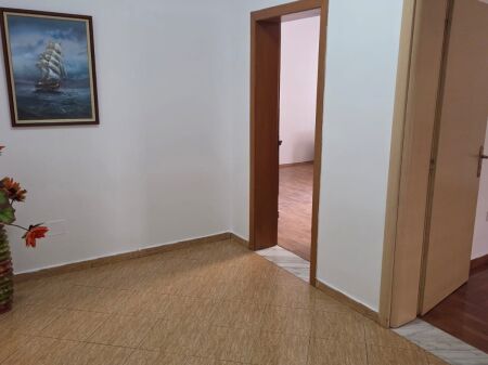 Qera | Apartament 2 + 1 | Kodra E. Priftit | 320 €/muaj