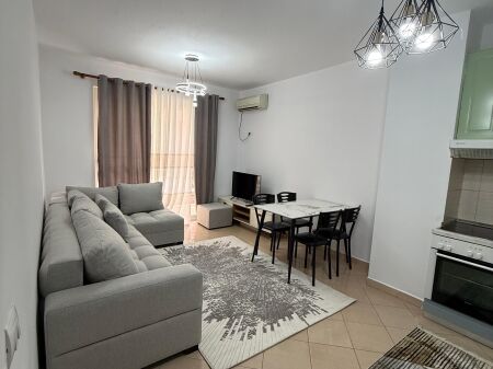 Shitet, Apartament 1+1, Tek Hotel Epidamn – Golem.