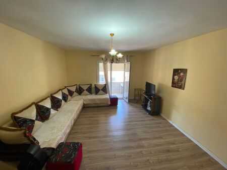 🏡 Jepet Apartament 2+1 me qera te Rruga e Durrësit, Tiranë