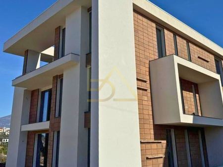 Shitet Apartament 1+1 – Tulipan Residence, pranë TEG, Tiranë