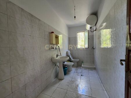 SHITET SHTEPI PRIVATE NE SHKOZET DURRES ! 130,000 €